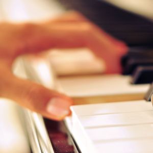 熟女大骚逼喜欢又粗又大
